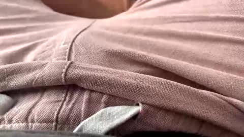 Snapshot of hstone86 chatting on 10-21-25, 04:24 hstone86 online show from 10-21-25, 04:24