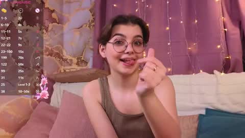 Diane online show from 02-20-25, 01:36