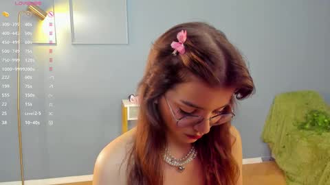 Diane online show from 09-18-25, 07:16