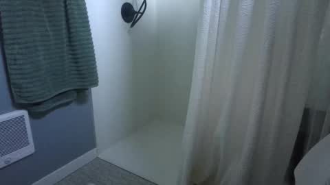 hubbwc online show from 10-20-25, 05:02