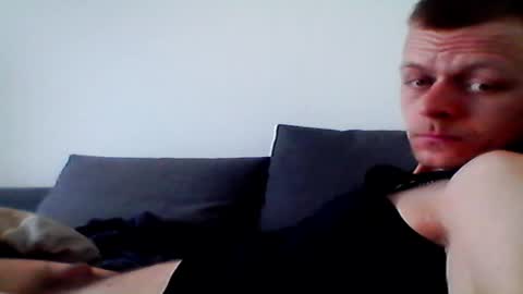 Snapshot of hubikush22 chatting on 03-22-26, 07:34 hubikush22 online show from 03-22-26, 07:34