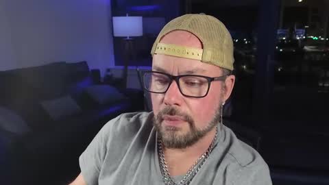 Snapshot of hudson_cage chatting on 10-13-25, 04:34 Hudson Cage formerly DCLthrKnkBoy online show from 10-13-25, 04:34