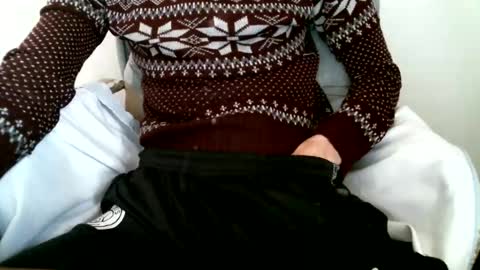 Keanu online show from 10-29-25, 01:46