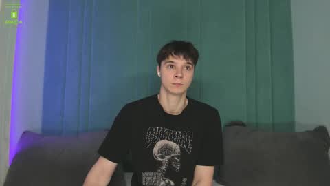 Snapshot of hugebangins_ chatting on 10-08-25, 10:13 ANTHONY online show from 10-08-25, 10:13