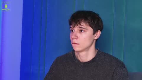 Snapshot of hugebangins_ chatting on 10-15-25, 10:15 ANTHONY online show from 10-15-25, 10:15