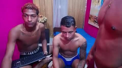 jose bigcock i like masturbate my big dick and finger my ass hole i am so hot online show from 01-16-26, 07:18