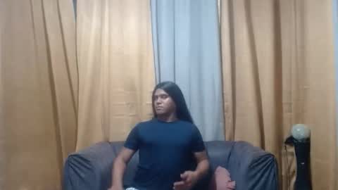 Snapshot of hugecock_fitness chatting on 11-19-25, 02:55 I am elix a hot and very perverse latin boy online show from 11-19-25, 02:55