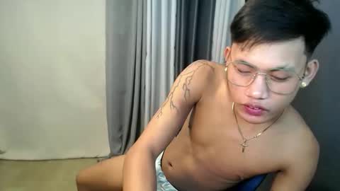 hugecockjames09 online show from 09-15-25, 05:51