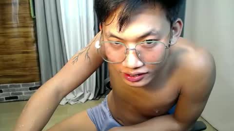 hugecockjames09 online show from 10-05-25, 08:23