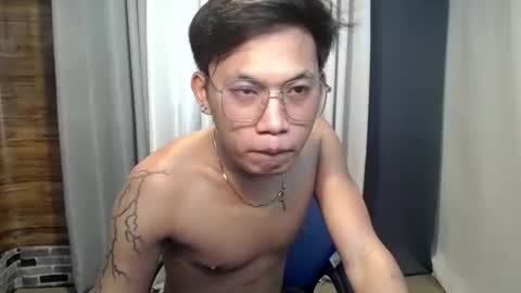 hugecockjames09 online show from 10-13-25, 06:35