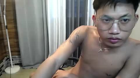 hugecockjames09 online show from 10-20-25, 08:48