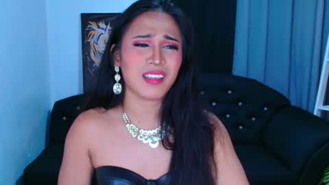 Rafaela online show from 10-22-25, 02:39
