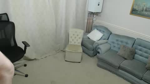 Snapshot of hugedick1965 chatting on 02-16-26, 07:43 hugedick1965 online show from 02-16-26, 07:43