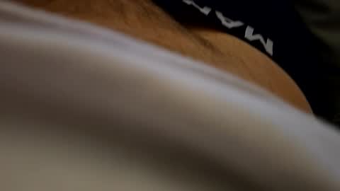 hugeloads6767 online show from 01-12-26, 08:25