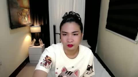 Snapshot of hugemusclecockts chatting on 05-29-26, 11:30 yesha fox online show from 05-29-26, 11:30