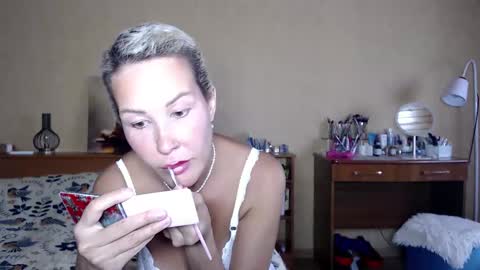 Snapshot of hugetittiesgerda chatting on 09-15-25, 01:11 Gerda online show from 09-15-25, 01:11