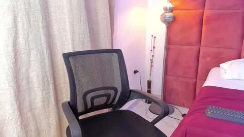 Hugo Cano online show from 11-08-25, 02:01