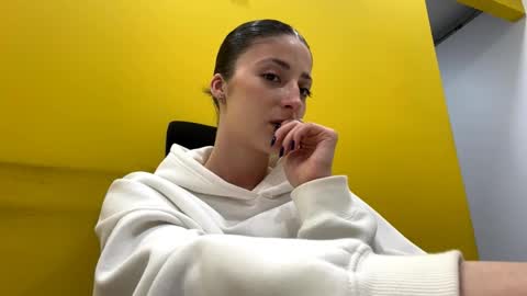 Alice online show from 03-25-26, 03:40