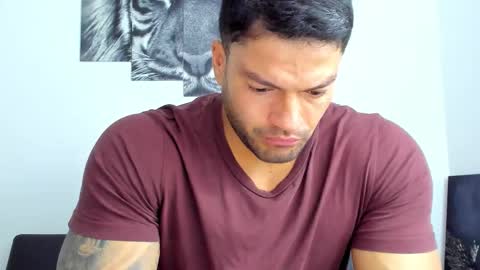 Snapshot of humber_eli chatting on 11-09-25, 11:47 Eli online show from 11-09-25, 11:47