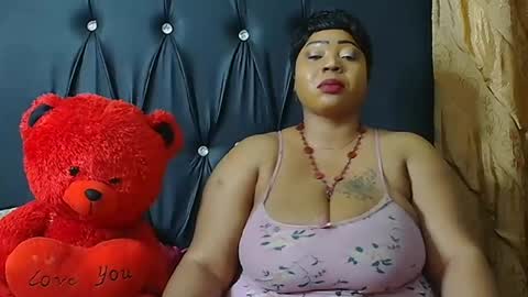 humongoustitss500929 online show from 10-01-25, 04:02