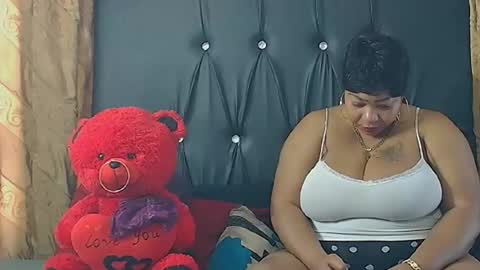 humongoustitss500929 online show from 11-07-25, 08:14