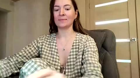 HumpyGrey online show from 10-20-25, 08:48