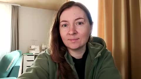 Snapshot of humpygrey chatting on 04-27-26, 06:00 HumpyGrey online show from 04-27-26, 06:00