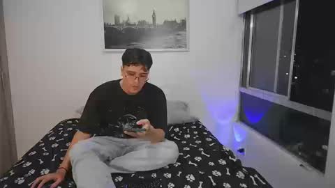 Snapshot of hun_damer chatting on 09-19-25, 01:40 hun_damer online show from 09-19-25, 01:40