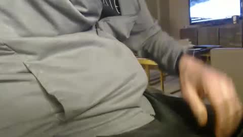 Big uncut cock dripping online show from 01-13-25, 06:16