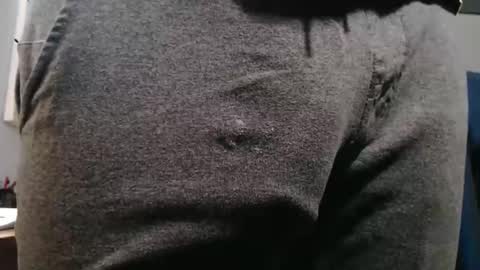 Big uncut cock dripping online show from 09-22-25, 01:24