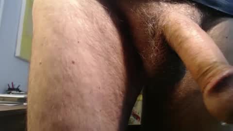 Big uncut cock dripping online show from 09-26-25, 04:00