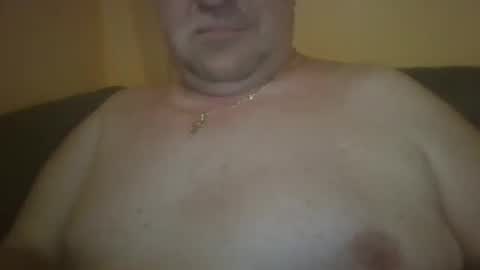 Snapshot of hungarianfatcockdady chatting on 05-24-26, 07:41 vastagfasz magyar apuci online show from 05-24-26, 07:41
