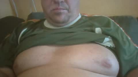 Snapshot of hungarianfatcockdady chatting on 07-05-26, 05:20 vastagfasz magyar apuci online show from 07-05-26, 05:20