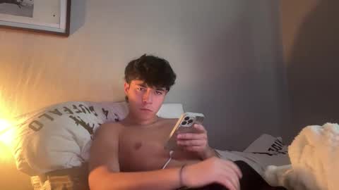 Snapshot of hungc0llegejock chatting on 11-30-25, 09:30 hungc0llegejock online show from 11-30-25, 09:30