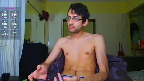Snapshot of hungeddy chatting on 05-28-26, 06:16 Eddy online show from 05-28-26, 06:16