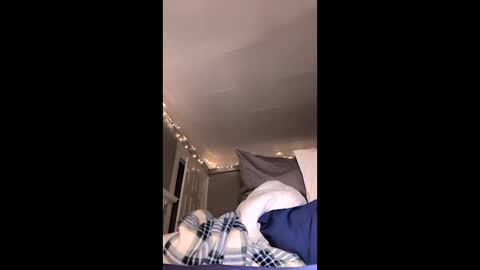 Snapshot of hungitalian40 chatting on 03-28-26, 05:18 hungitalian40 online show from 03-28-26, 05:18