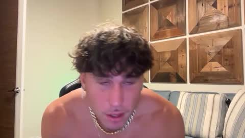 hungkingg22 online show from 10-04-25, 01:25