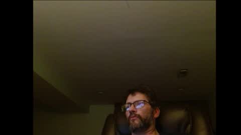 Snapshot of hunglonelyguy chatting on 11-27-25, 04:58 LonelyGuy online show from 11-27-25, 04:58