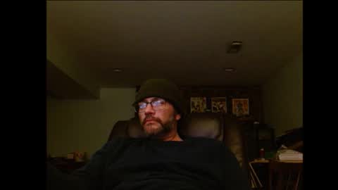 Snapshot of hunglonelyguy chatting on 01-06-26, 04:16 LonelyGuy online show from 01-06-26, 04:16