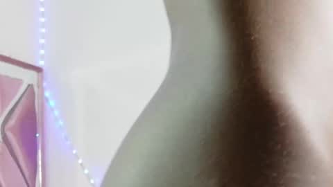 Snapshot of hungry_pussy18 chatting on 02-12-26, 04:35 sasha online show from 02-12-26, 04:35