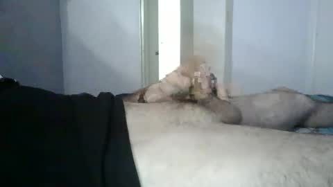 Snapshot of hunguncut_7k chatting on 09-14-25, 01:49 king Hung Uncut online show from 09-14-25, 01:49