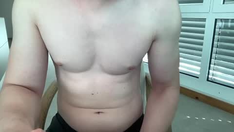 hungwank95 online show from 05-10-26, 08:41