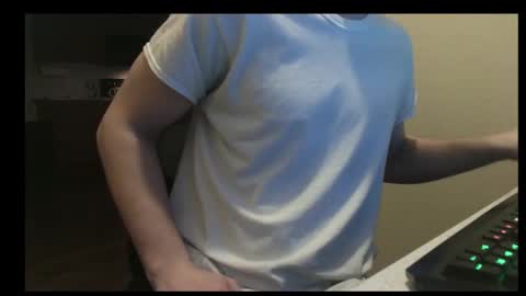 hunk872985 online show from 02-01-25, 02:16