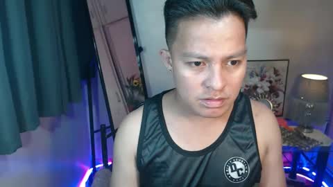 Snapshot of hunk_danny chatting on 03-05-25, 10:00 hunk_danny online show from 03-05-25, 10:00