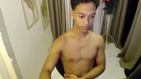 hunk_edward online show from 04-26-26, 12:19