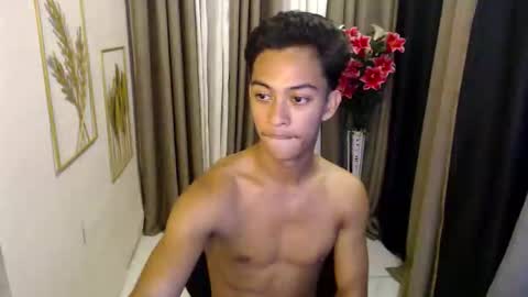 hunk_edward online show from 04-28-26, 06:29