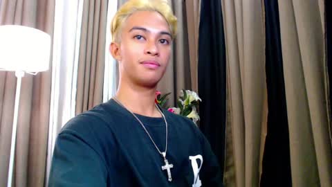 hunk_edward online show from 06-12-26, 01:21