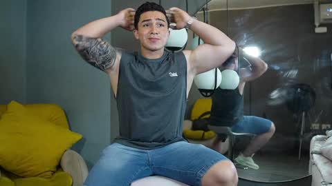 hunk_ryan online show from 01-26-25, 08:34