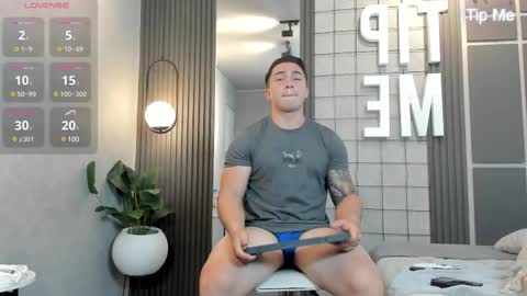 hunk_ryan online show from 02-25-25, 12:24