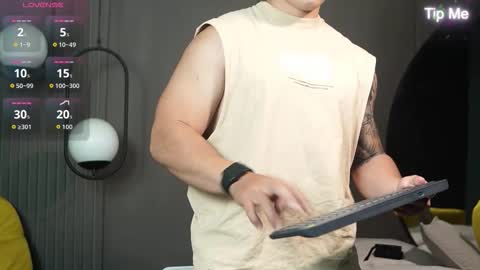 hunk_ryan online show from 09-28-25, 07:52